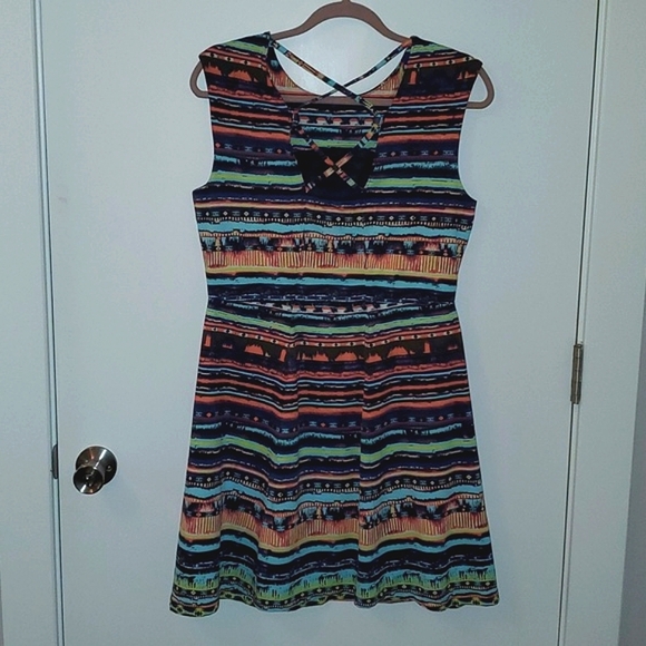 Title Nine Multicolor Stripe Hillary Sassy Back Dress Size Medium - Picture 2 of 12